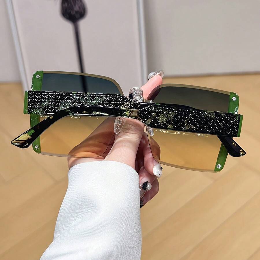 Travel Accessories Unisex - Oversized Frameless Square Gradient Sunglasses For