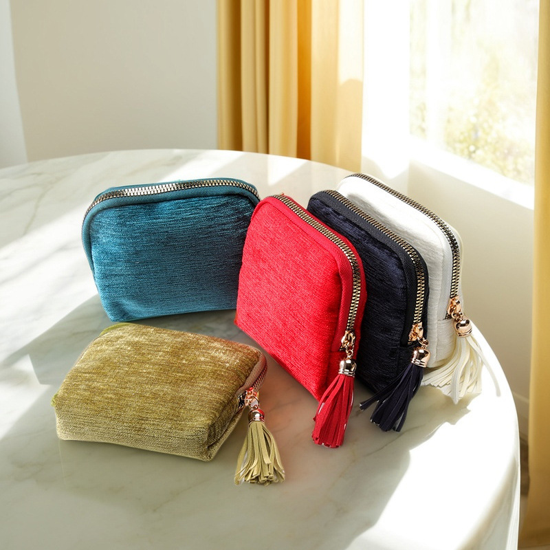 Portable Travel Mini Jewelry B - Travel Accessories Display recension och pris